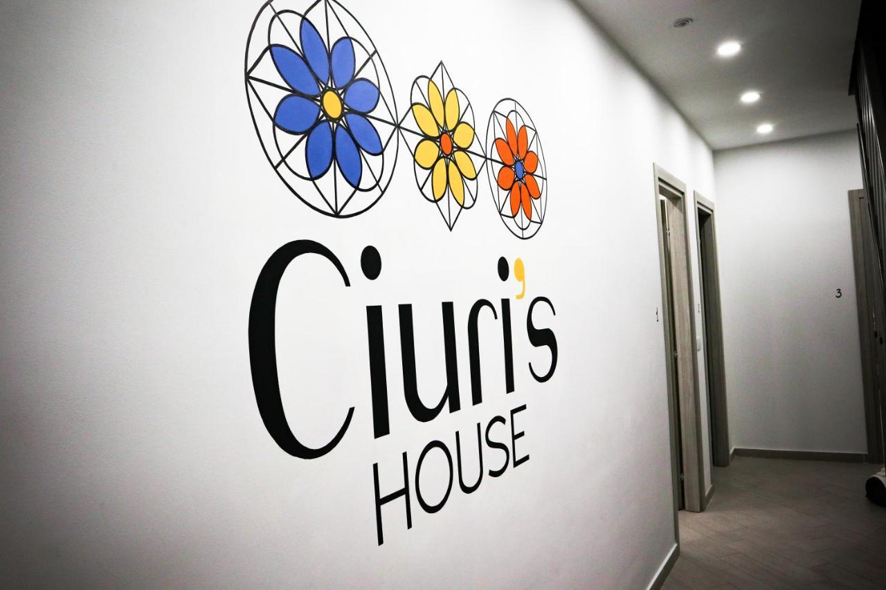 Ciuri'S House Hotel CTA Exterior photo